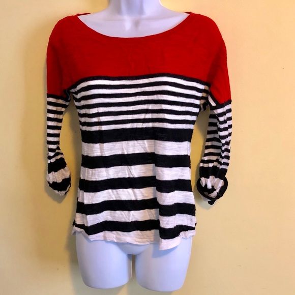 Express Light Sheer Pull over Top Small - Picture 2 of 4